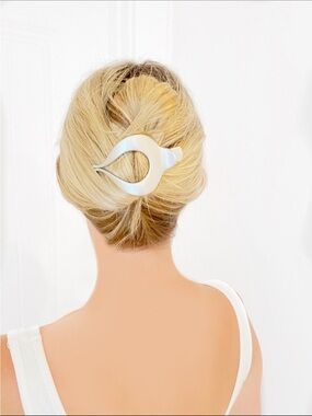 Large Silver hair clip with a unique design